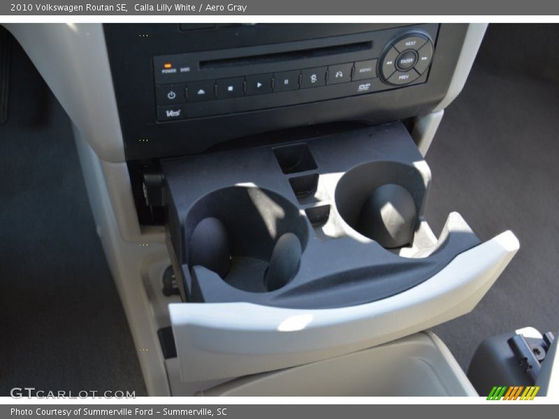 Calla Lilly White / Aero Gray 2010 Volkswagen Routan SE