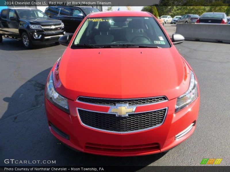 Red Hot / Jet Black/Medium Titanium 2014 Chevrolet Cruze LS