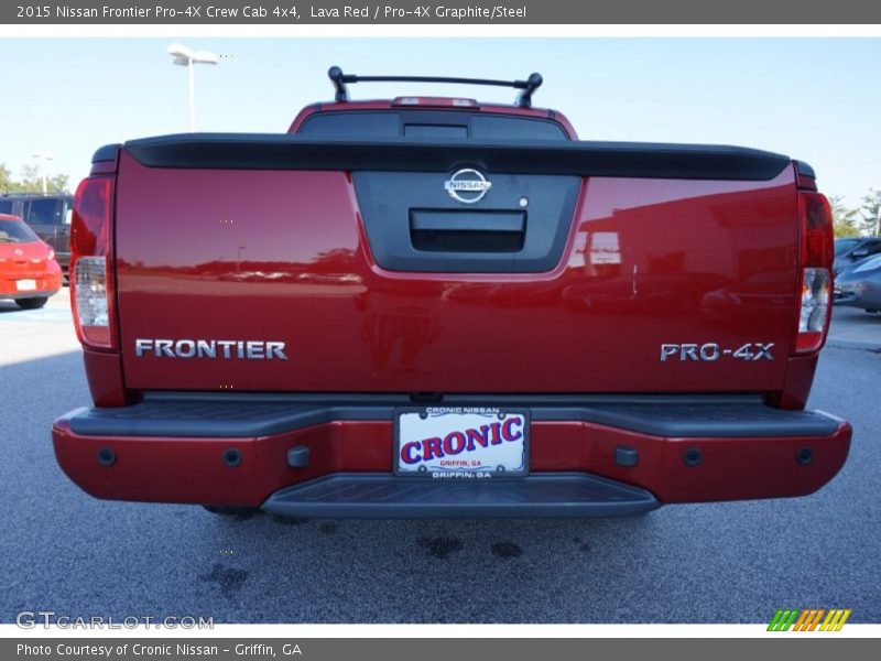 Lava Red / Pro-4X Graphite/Steel 2015 Nissan Frontier Pro-4X Crew Cab 4x4