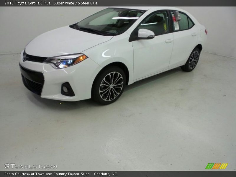 Front 3/4 View of 2015 Corolla S Plus