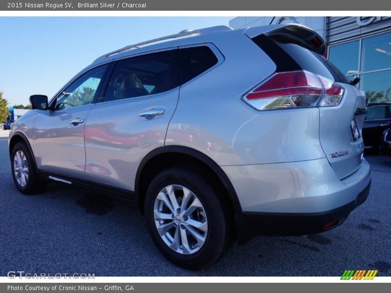 Brilliant Silver / Charcoal 2015 Nissan Rogue SV