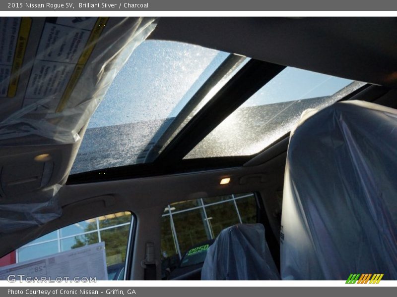 Brilliant Silver / Charcoal 2015 Nissan Rogue SV