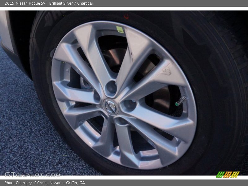 Brilliant Silver / Charcoal 2015 Nissan Rogue SV
