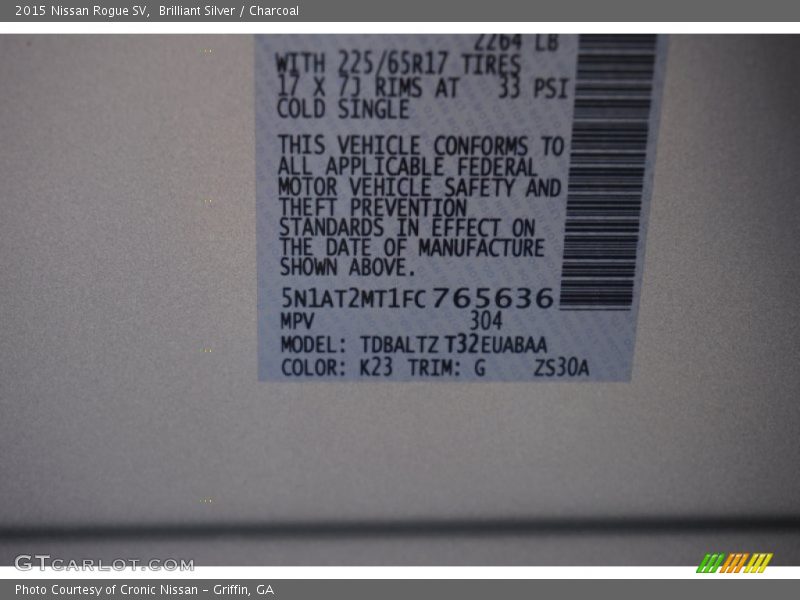 Brilliant Silver / Charcoal 2015 Nissan Rogue SV