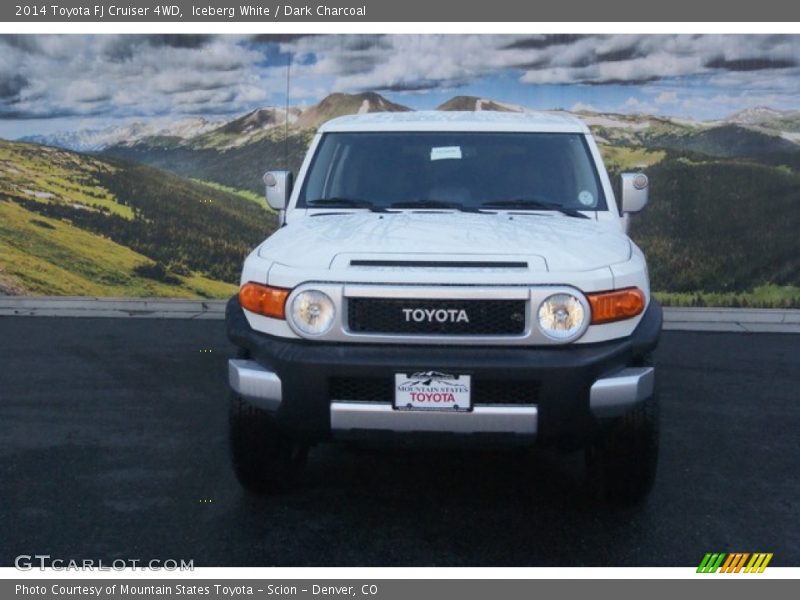 Iceberg White / Dark Charcoal 2014 Toyota FJ Cruiser 4WD