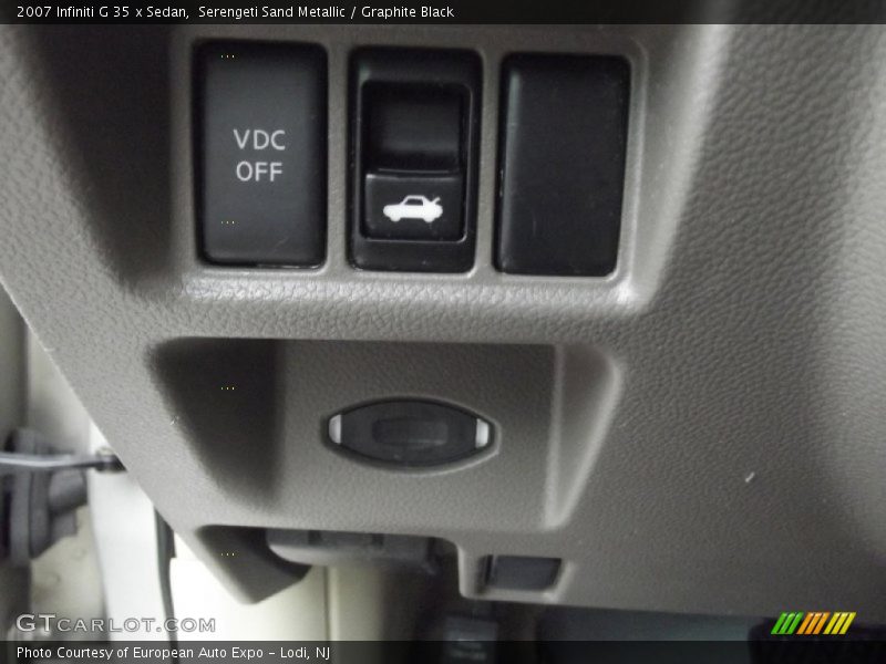 Serengeti Sand Metallic / Graphite Black 2007 Infiniti G 35 x Sedan
