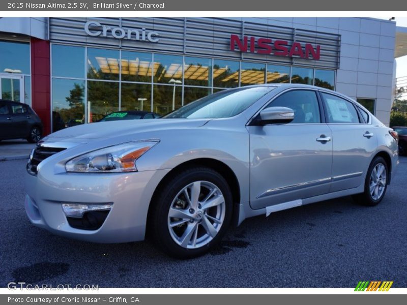 Brilliant Silver / Charcoal 2015 Nissan Altima 2.5 SV