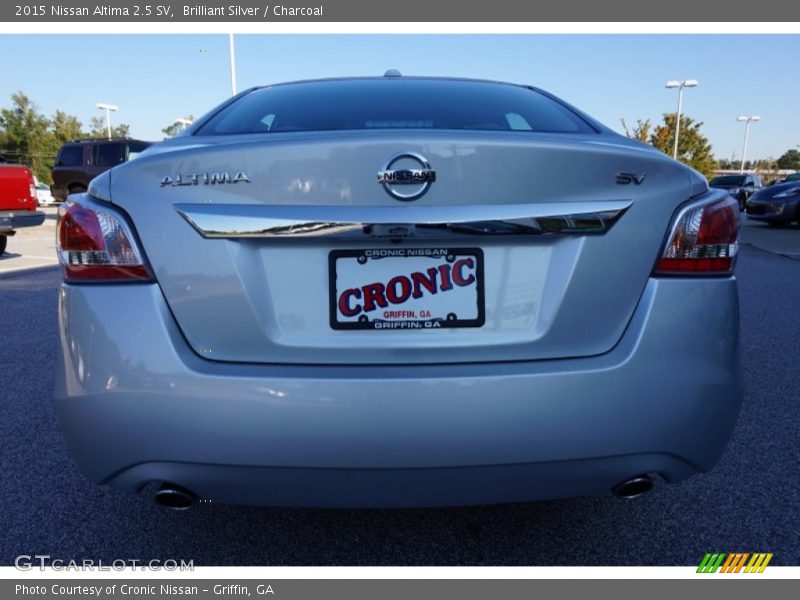 Brilliant Silver / Charcoal 2015 Nissan Altima 2.5 SV