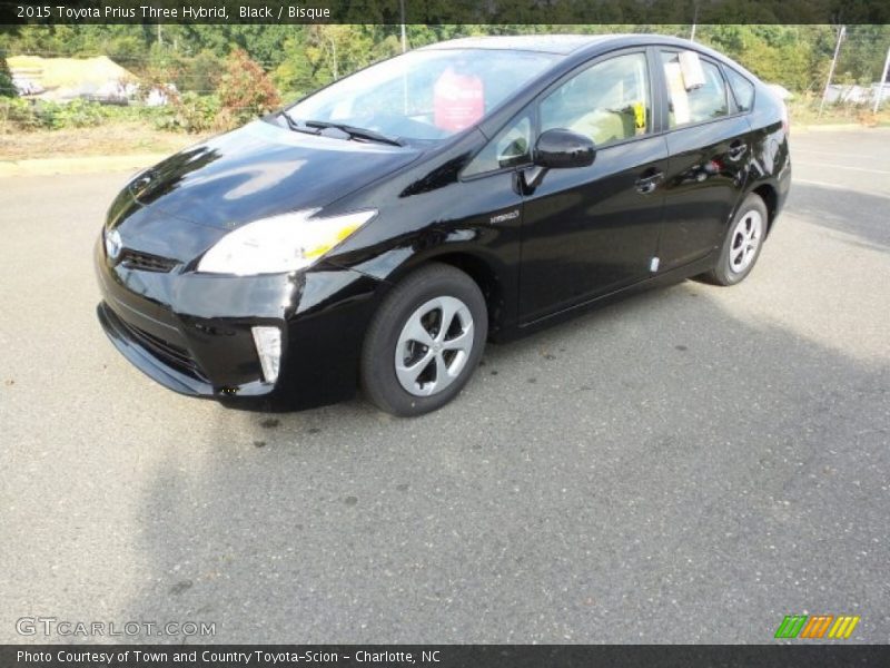 Front 3/4 View of 2015 Prius Three Hybrid