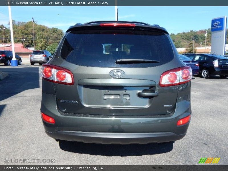 Black Forest Green / Gray 2012 Hyundai Santa Fe SE V6 AWD