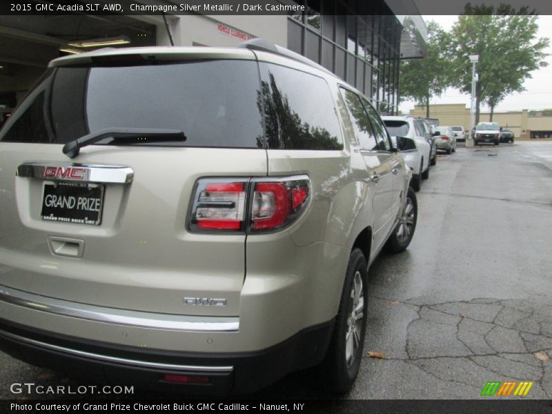 Champagne Silver Metallic / Dark Cashmere 2015 GMC Acadia SLT AWD