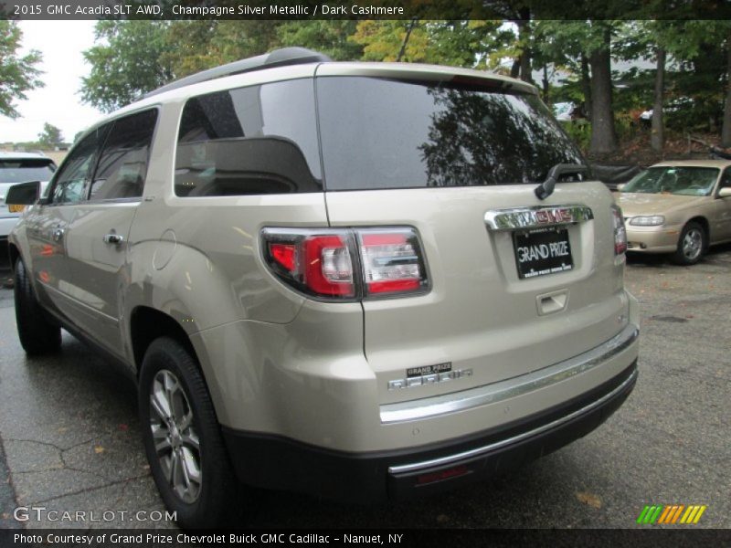 Champagne Silver Metallic / Dark Cashmere 2015 GMC Acadia SLT AWD