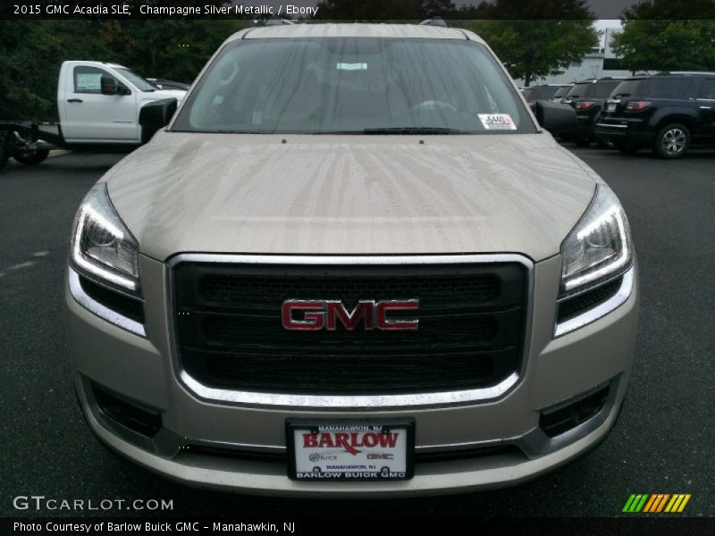 Champagne Silver Metallic / Ebony 2015 GMC Acadia SLE
