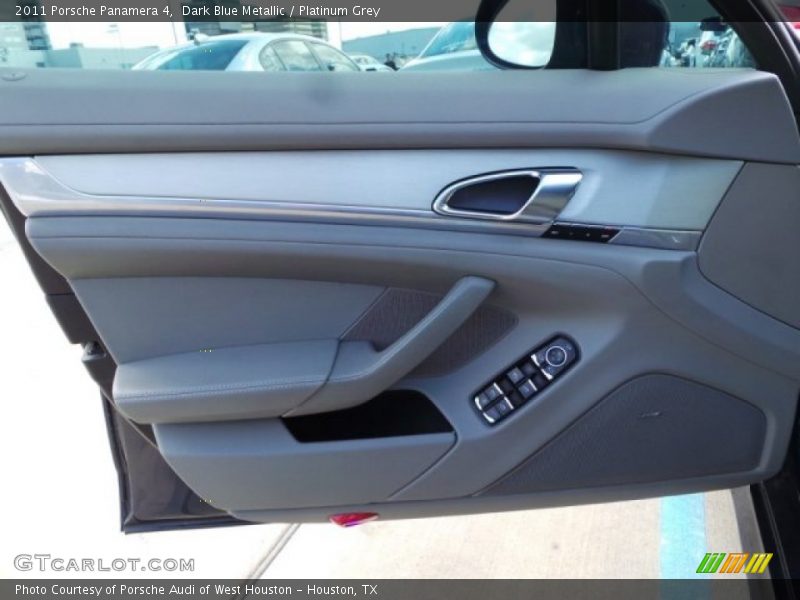 Dark Blue Metallic / Platinum Grey 2011 Porsche Panamera 4