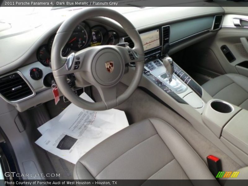 Dark Blue Metallic / Platinum Grey 2011 Porsche Panamera 4
