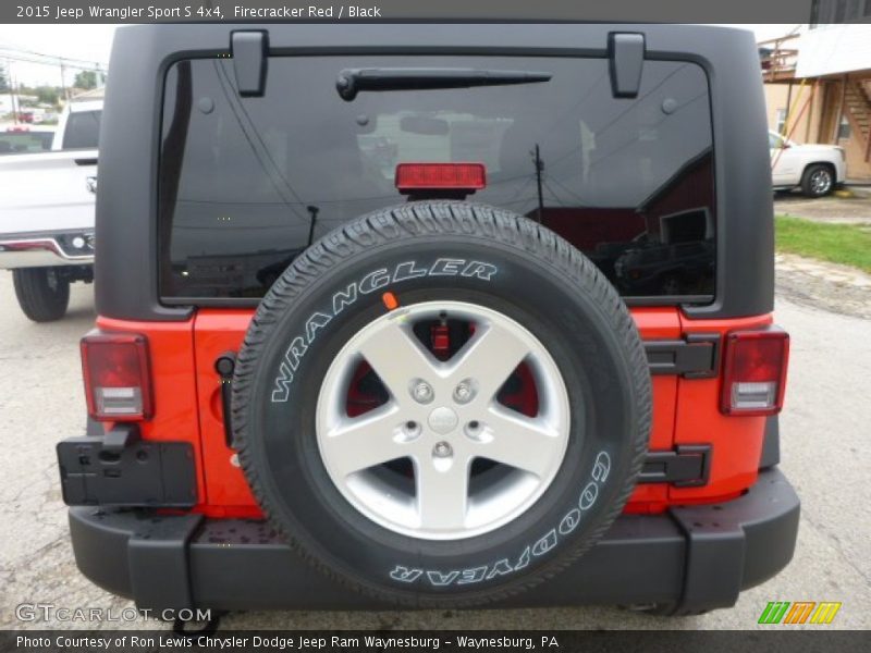 Firecracker Red / Black 2015 Jeep Wrangler Sport S 4x4