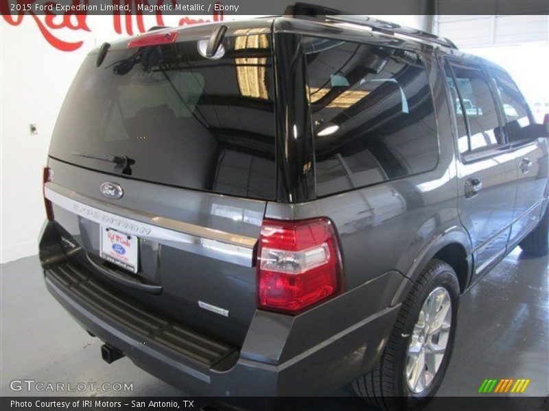 Magnetic Metallic / Ebony 2015 Ford Expedition Limited