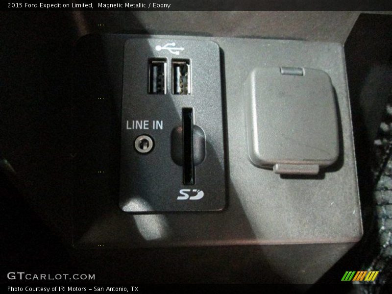 Magnetic Metallic / Ebony 2015 Ford Expedition Limited