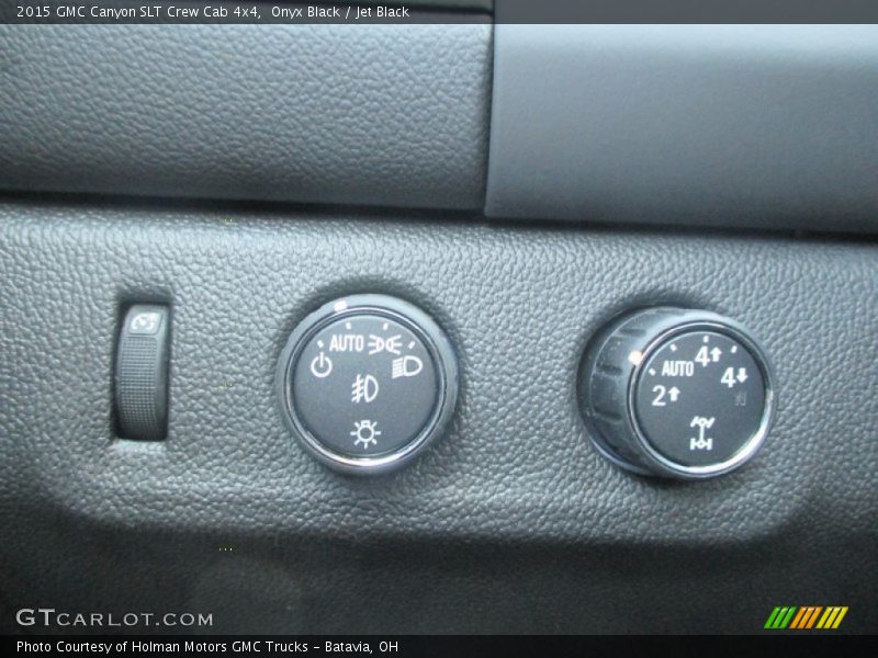 Controls of 2015 Canyon SLT Crew Cab 4x4
