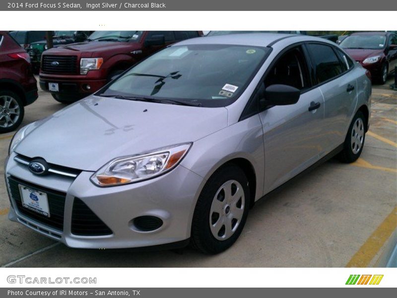 Ingot Silver / Charcoal Black 2014 Ford Focus S Sedan