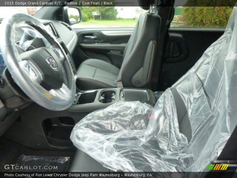 Redline 2 Coat Pearl / Black 2015 Dodge Grand Caravan R/T
