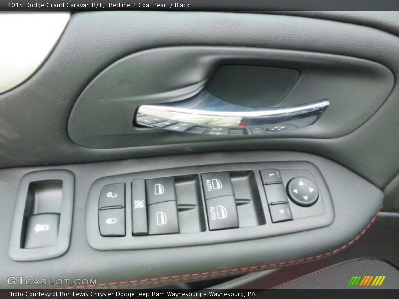 Redline 2 Coat Pearl / Black 2015 Dodge Grand Caravan R/T