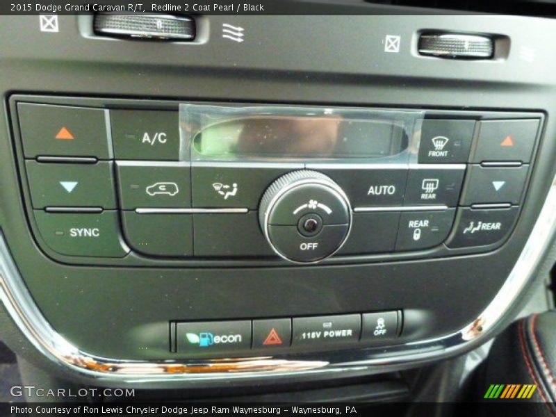 Redline 2 Coat Pearl / Black 2015 Dodge Grand Caravan R/T