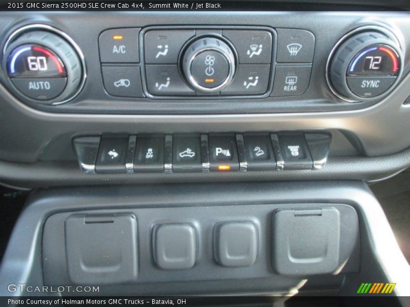 Summit White / Jet Black 2015 GMC Sierra 2500HD SLE Crew Cab 4x4