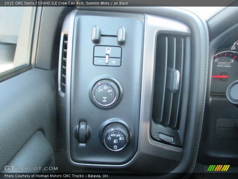 Summit White / Jet Black 2015 GMC Sierra 2500HD SLE Crew Cab 4x4