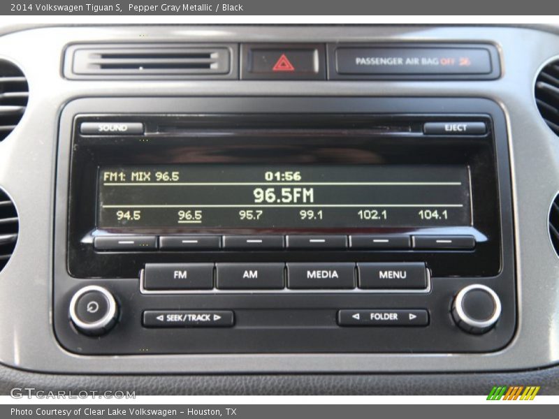 Pepper Gray Metallic / Black 2014 Volkswagen Tiguan S