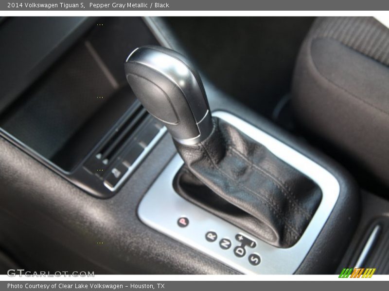 Pepper Gray Metallic / Black 2014 Volkswagen Tiguan S