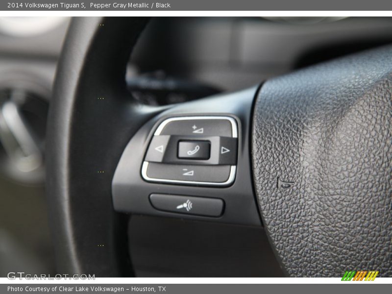 Pepper Gray Metallic / Black 2014 Volkswagen Tiguan S