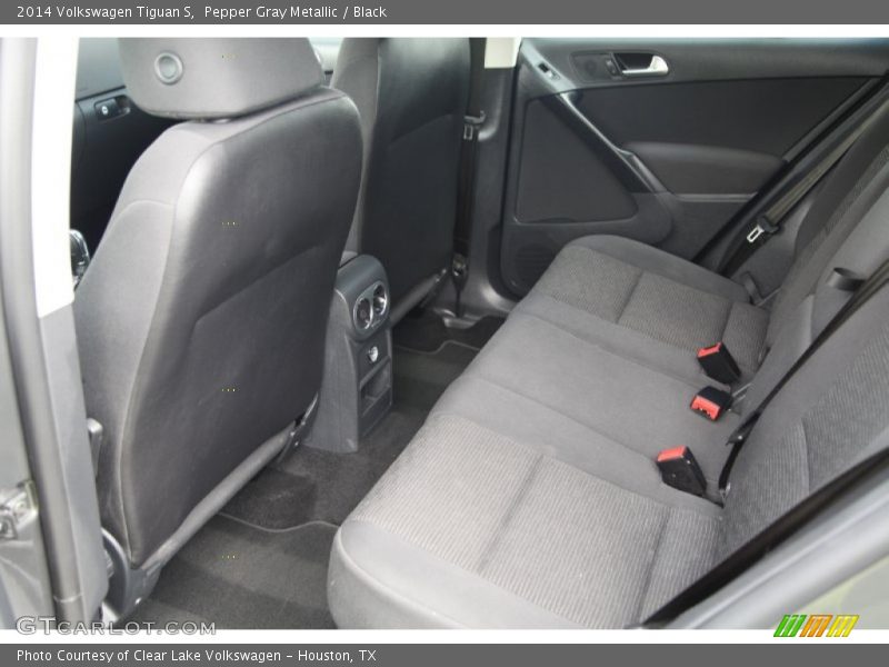 Pepper Gray Metallic / Black 2014 Volkswagen Tiguan S