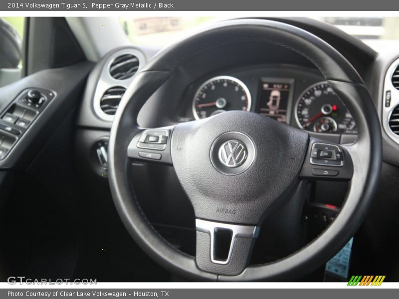 Pepper Gray Metallic / Black 2014 Volkswagen Tiguan S