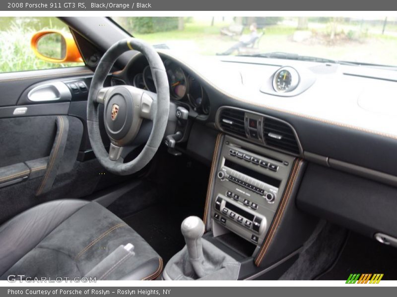 Dashboard of 2008 911 GT3 RS
