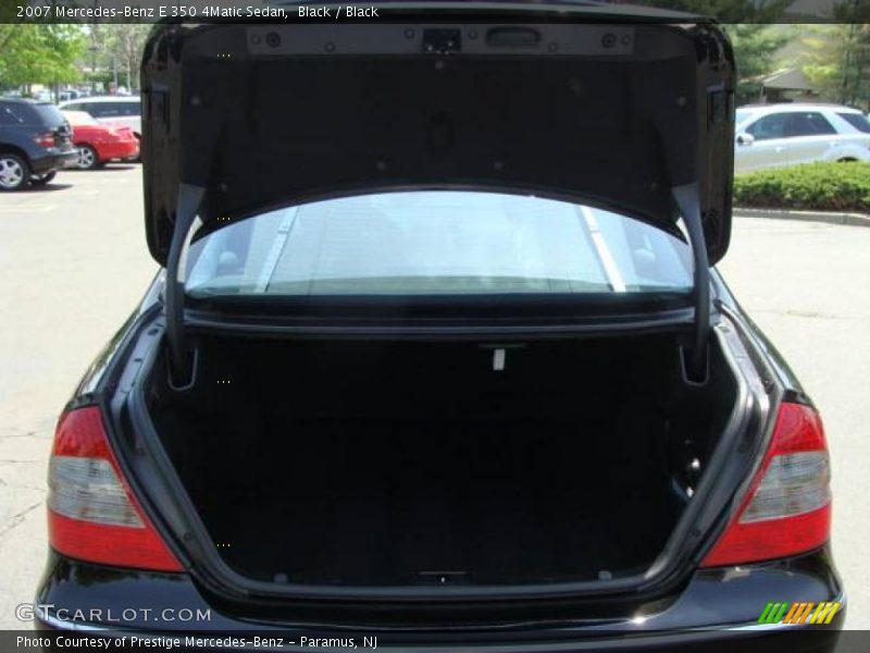 Black / Black 2007 Mercedes-Benz E 350 4Matic Sedan