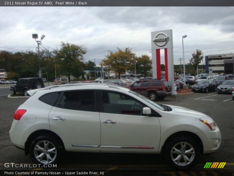 Pearl White / Black 2011 Nissan Rogue SV AWD