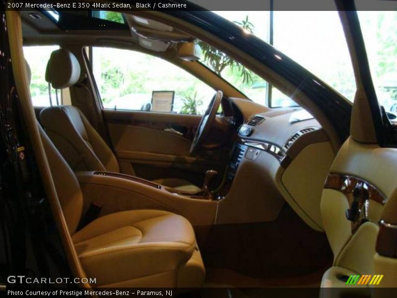 Black / Cashmere 2007 Mercedes-Benz E 350 4Matic Sedan