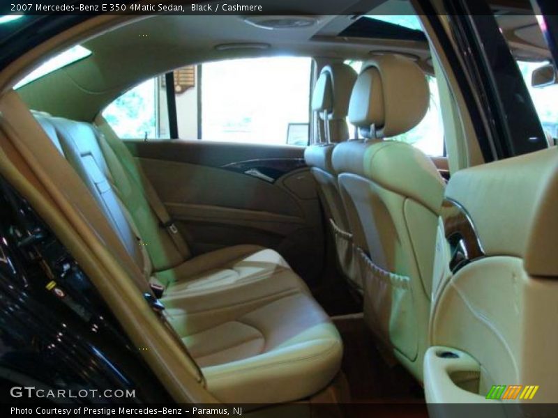 Black / Cashmere 2007 Mercedes-Benz E 350 4Matic Sedan