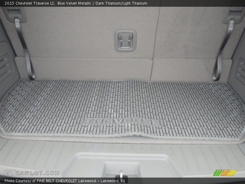 Blue Velvet Metallic / Dark Titanium/Light Titanium 2015 Chevrolet Traverse LS