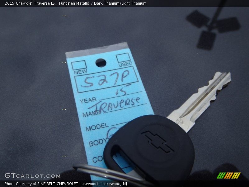 Tungsten Metallic / Dark Titanium/Light Titanium 2015 Chevrolet Traverse LS