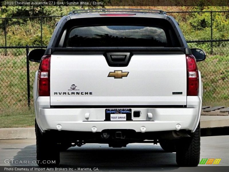 Summit White / Ebony 2010 Chevrolet Avalanche Z71 4x4
