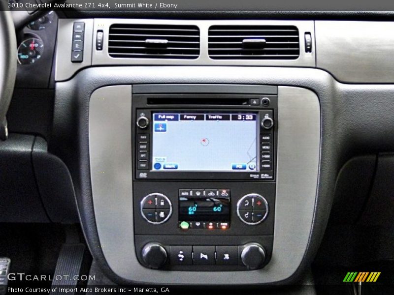 Summit White / Ebony 2010 Chevrolet Avalanche Z71 4x4