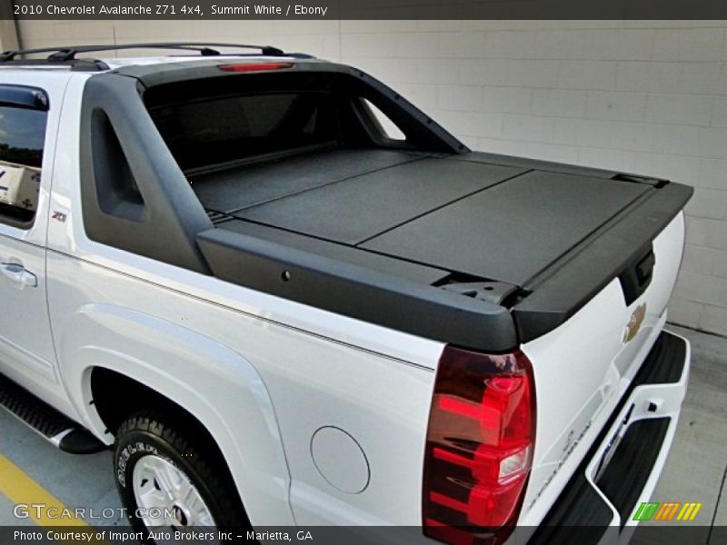 Summit White / Ebony 2010 Chevrolet Avalanche Z71 4x4