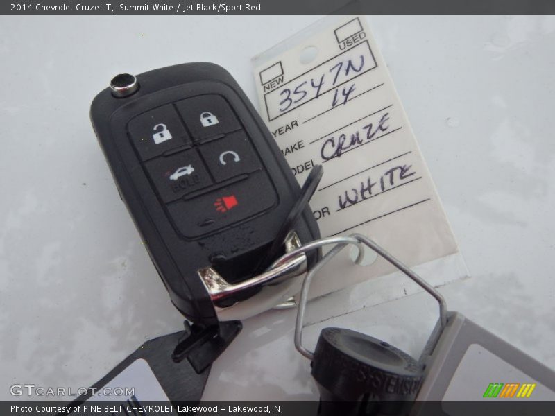 Summit White / Jet Black/Sport Red 2014 Chevrolet Cruze LT