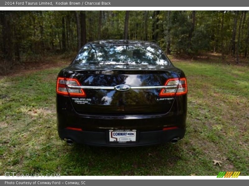 Kodiak Brown / Charcoal Black 2014 Ford Taurus Limited