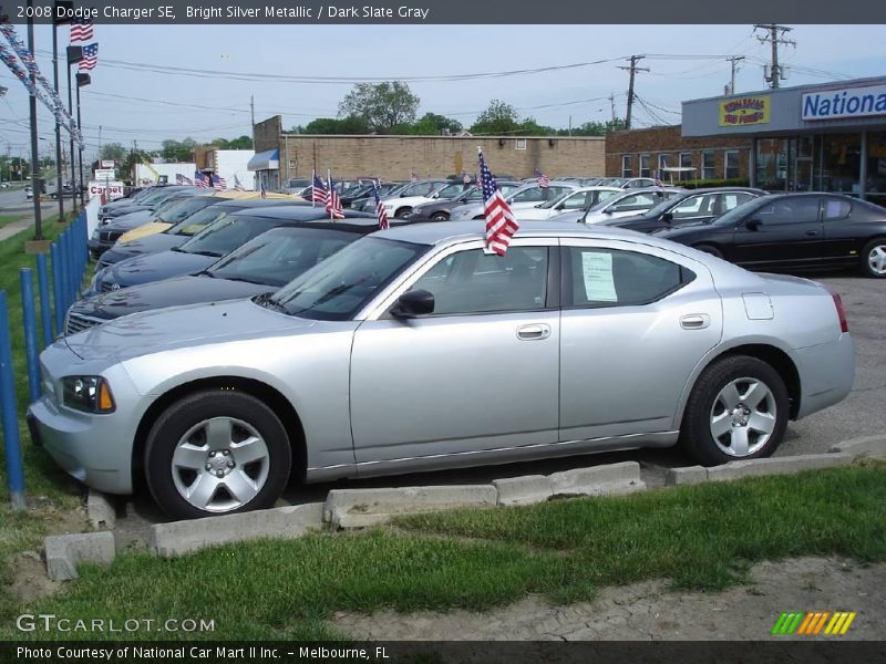 Bright Silver Metallic / Dark Slate Gray 2008 Dodge Charger SE