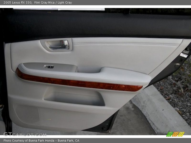 Flint Gray Mica / Light Gray 2005 Lexus RX 330