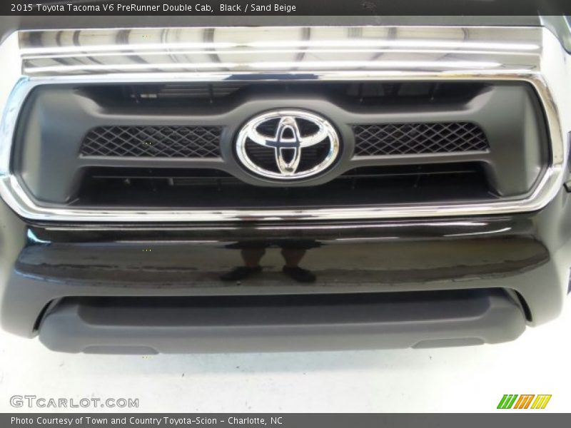 Black / Sand Beige 2015 Toyota Tacoma V6 PreRunner Double Cab