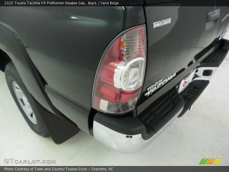 Black / Sand Beige 2015 Toyota Tacoma V6 PreRunner Double Cab